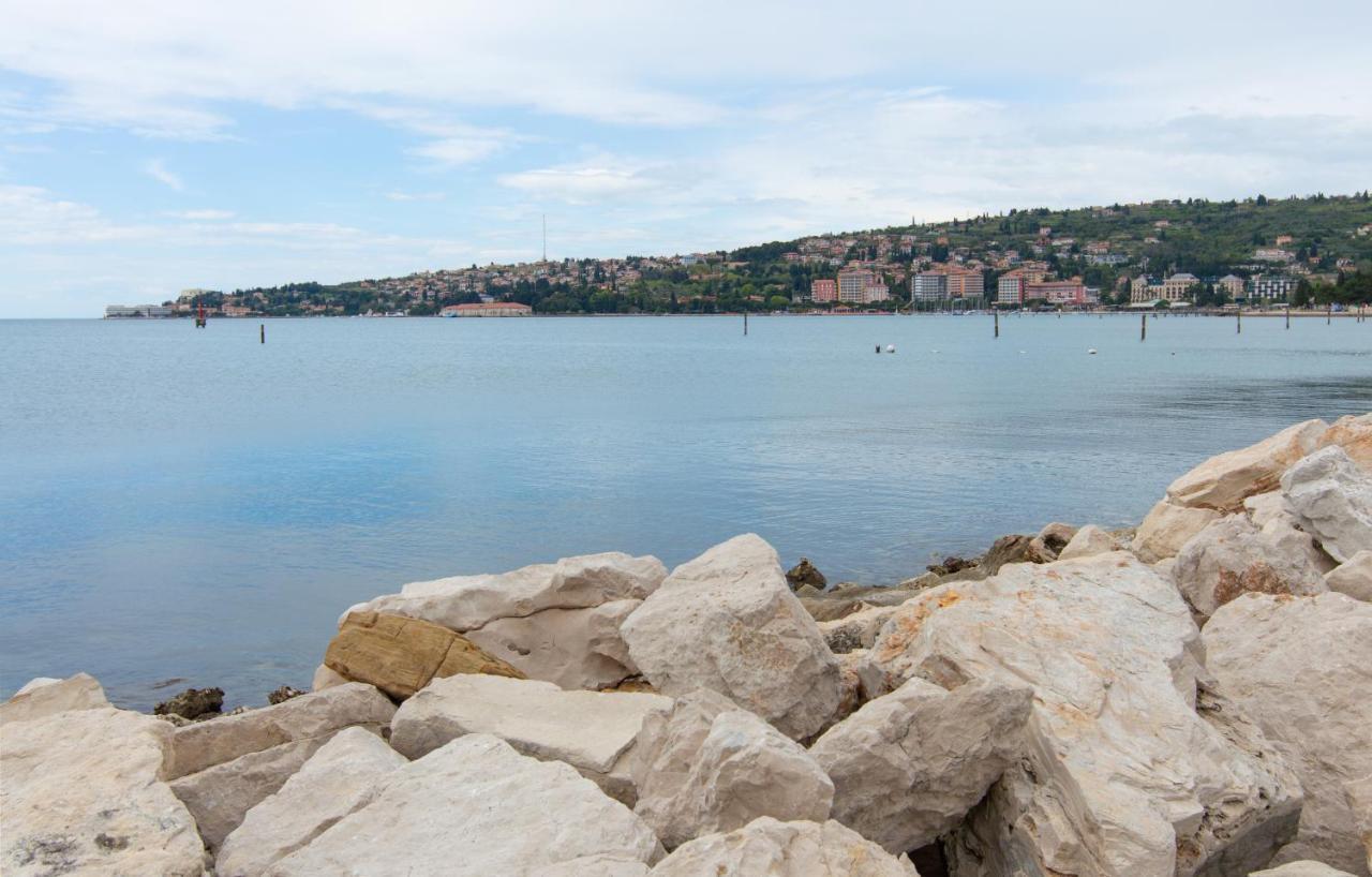 Villa Floating House Adela Portoroz Exterior foto